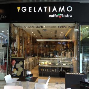 Foto de Gelatiamo (Balboa Boutiques)