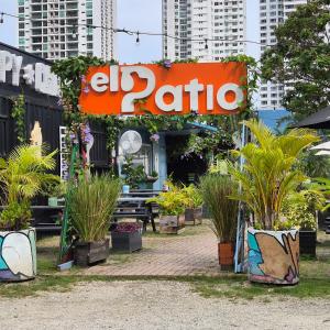 El Patio Human Friendly